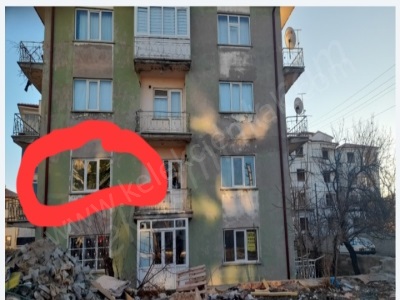 İstasyon Caddesinde Ara Katta Kiralık Daire 3+1 Bolvadin