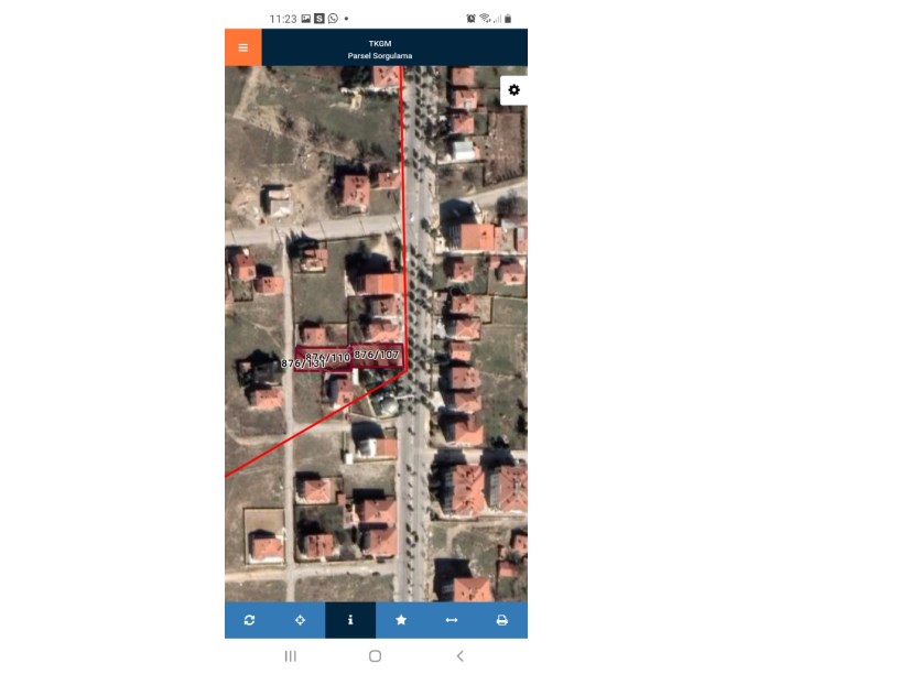 HACI AHMET CAMİİ YANINDA İSTASYON CADDESİNE CEPHELİ KAT KARŞILIĞI ARSA