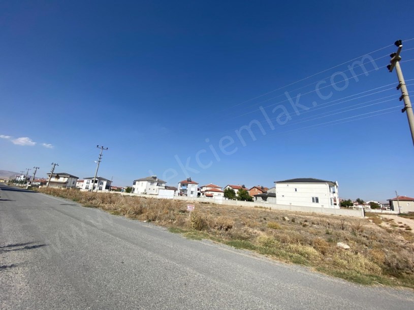 SELÇUKLU MAHALLESİ BÖLÜK SOKAKTA ÇEVRE YOLUNA YAKIN ARSA