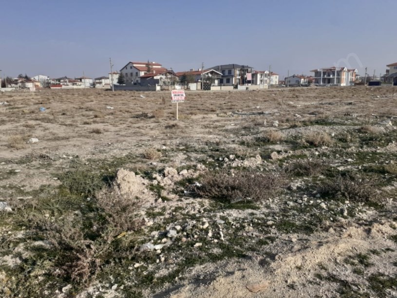 SELÇUKLU MAHALLESİ BÖLÜK SOKAKTA ÇEVRE YOLUNA YAKIN ARSA