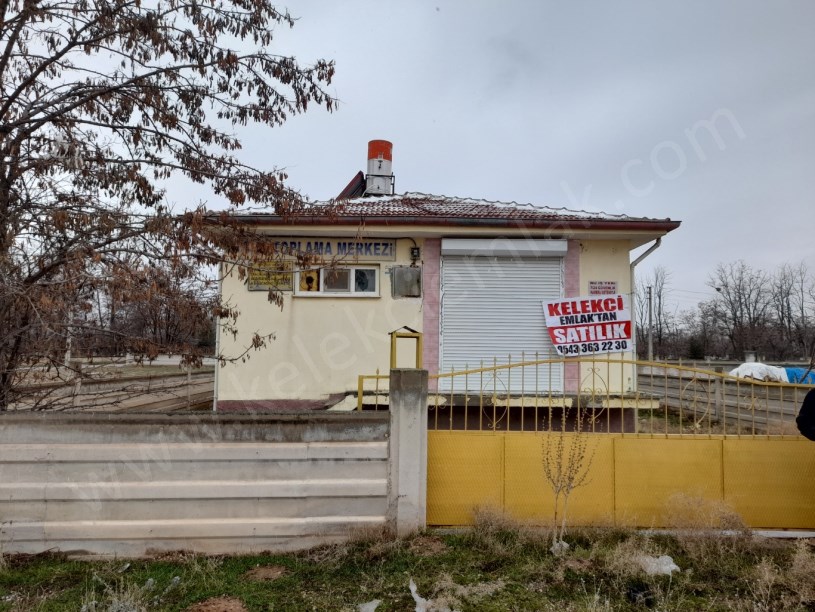 2 MEZAR ARASINDA  SATILIK BİNA VE ARSASI