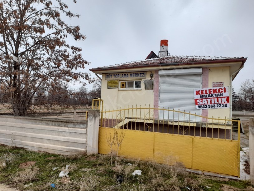 2 MEZAR ARASINDA  SATILIK BİNA VE ARSASI
