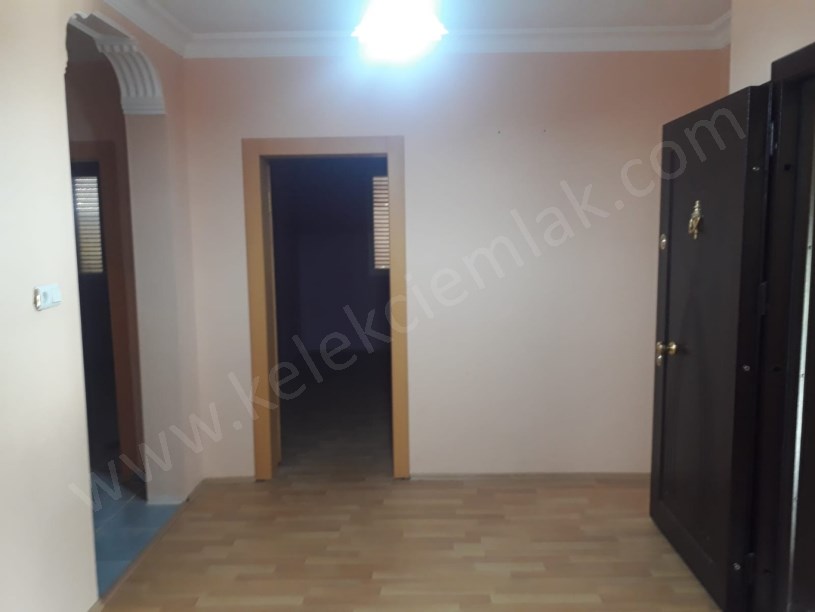 SELÇUKLU MAHALLESİ DİLEK CADDESİNDE MÜSTAKİL EV