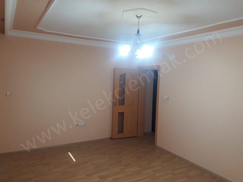 SELÇUKLU MAHALLESİ DİLEK CADDESİNDE MÜSTAKİL EV