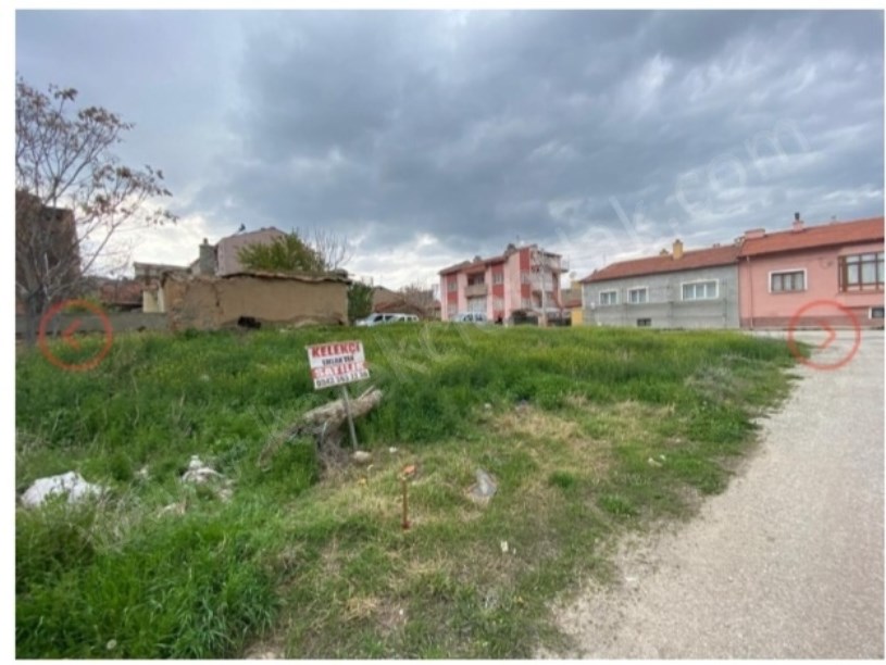 HASTANE MAHALLESİNDE ESKİ BİM ARKASINDA ARSA