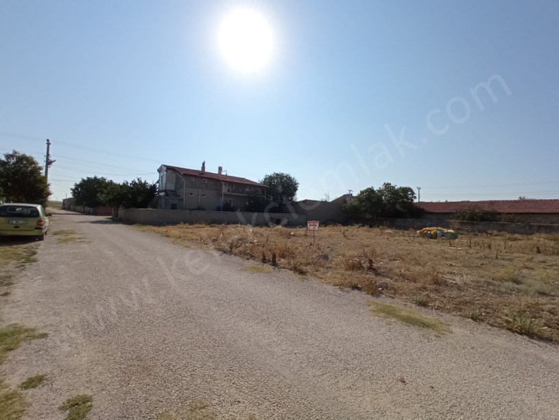 BAĞLARÜSTÜ BABAKÜSTÜ SOKAKTA ARSALAR