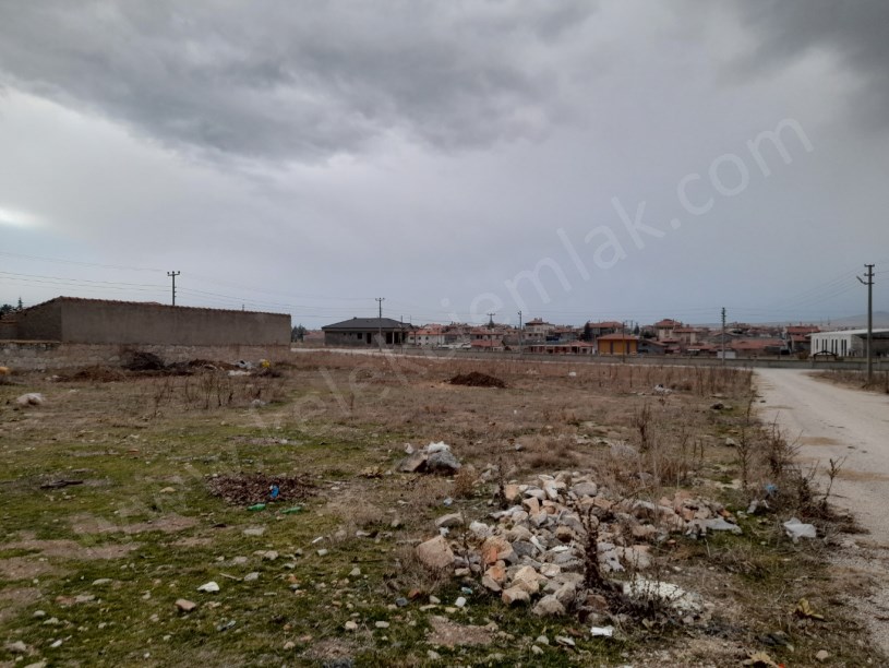 BAĞLARÜSTÜ BABAKÜSTÜ SOKAKTA ARSALAR