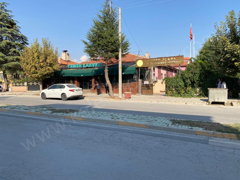 İSTASYON CADDESİNDE ÖĞRENCİ YURDU VE CAFE
