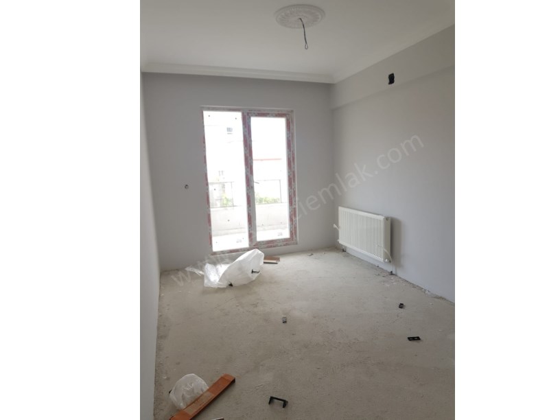 ŞEHİTLER CADDESİNDE  SIFIR 3+1 DAİRELER