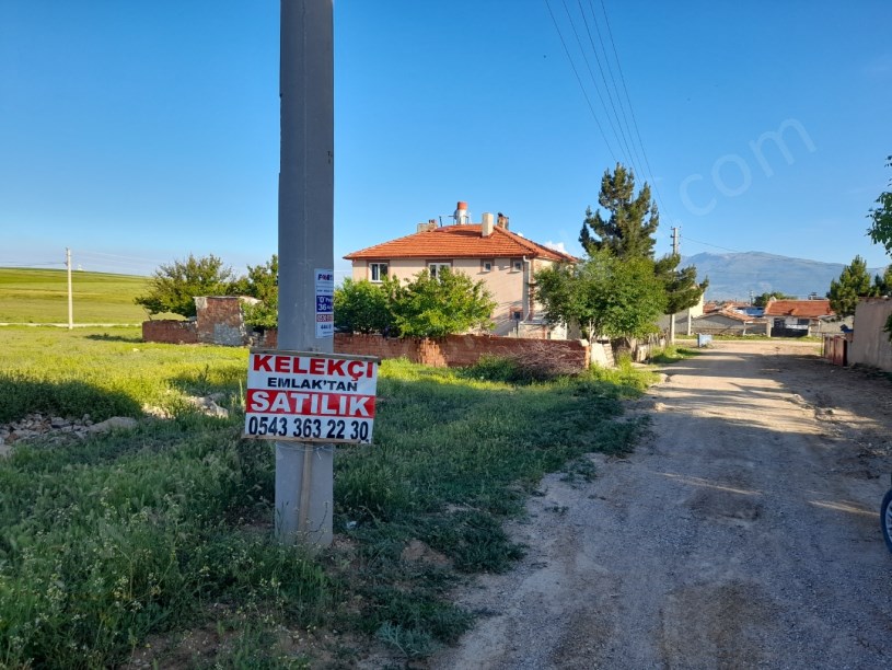 BAĞLARÜSTÜ (TAŞAĞIL)CEVHER SOKAKTA BATI CEPHELİ ARSA