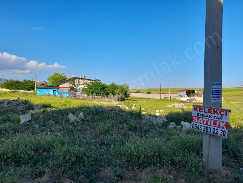 BAĞLARÜSTÜ (TAŞAĞIL)CEVHER SOKAKTA BATI CEPHELİ ARSA