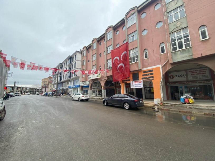 ÇARŞI MERKEZDE SATILIK ASMA KATLI DÜKKAN(İŞYERİ)