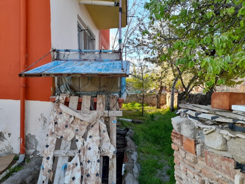 BAĞLARÜSTÜ PAŞA SOKAKTA 2 KATLI MÜSTAKİL EV