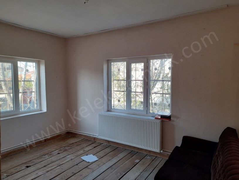 BAĞLARÜSTÜ PAŞA SOKAKTA 2 KATLI MÜSTAKİL EV