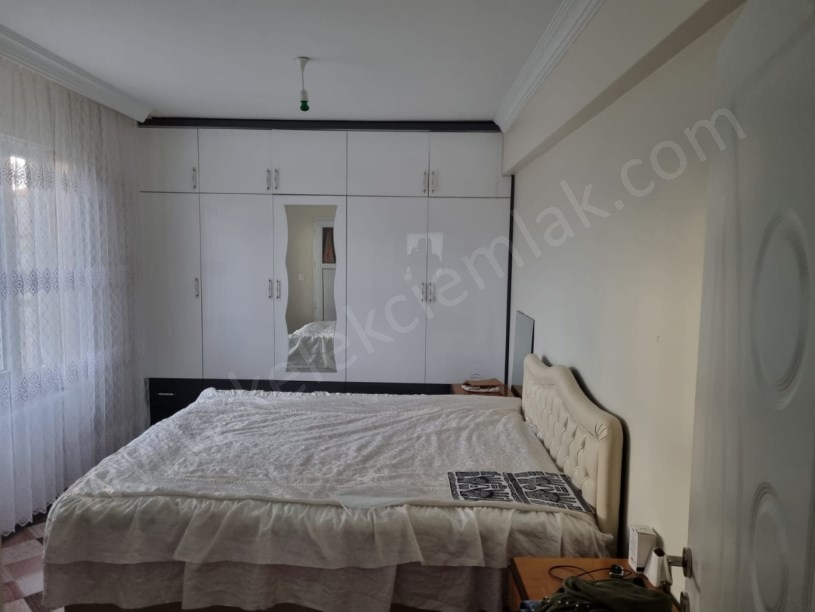 BAĞLARÜSTÜ MUTLU SOKAKTA KÖŞE BAŞINDA TEK KATLI MÜSTAKİL EV