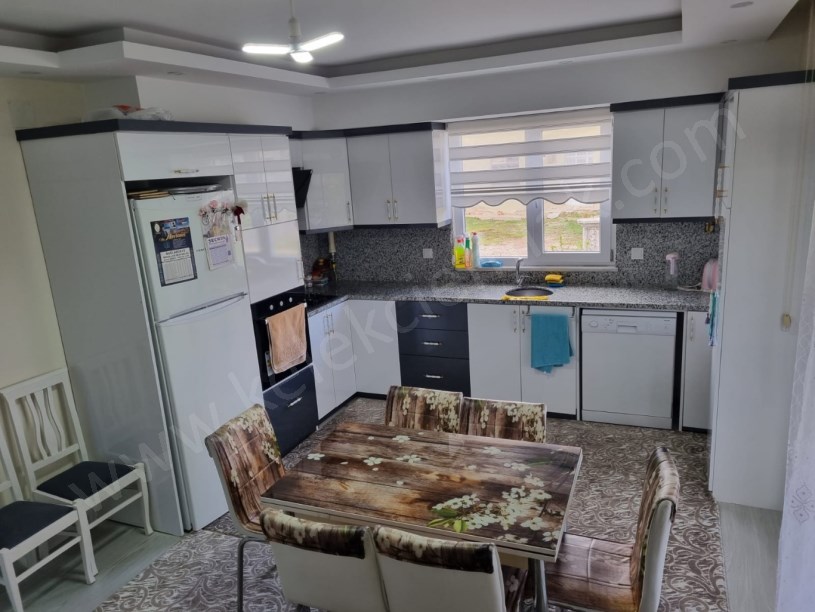 BAĞLARÜSTÜ MUTLU SOKAKTA KÖŞE BAŞINDA TEK KATLI MÜSTAKİL EV