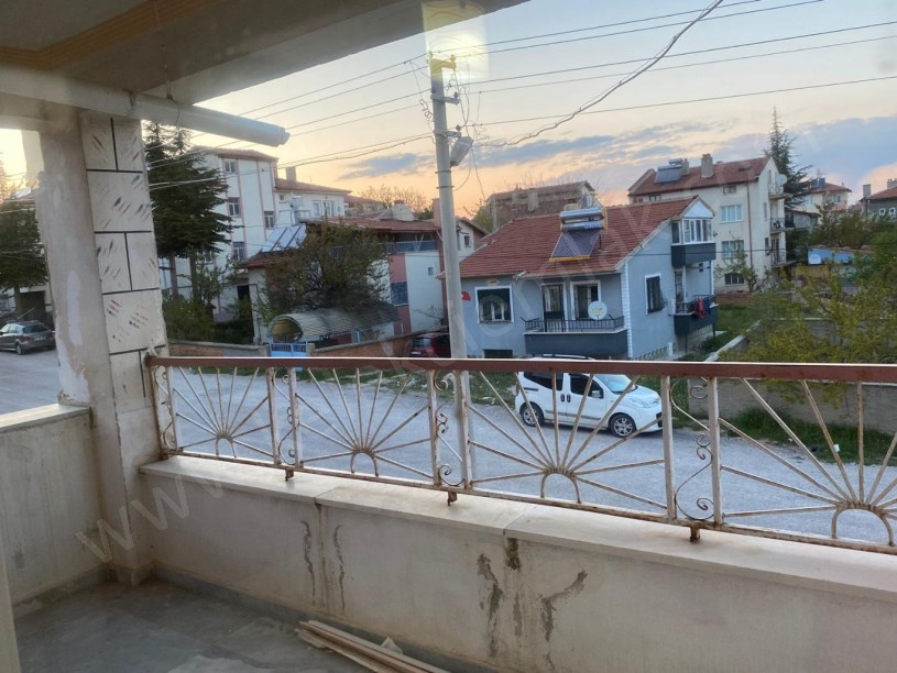 BADEMLİ MAHALLESİ SEYİTGAZİ SOKAKTA 3 KATLI BİNA