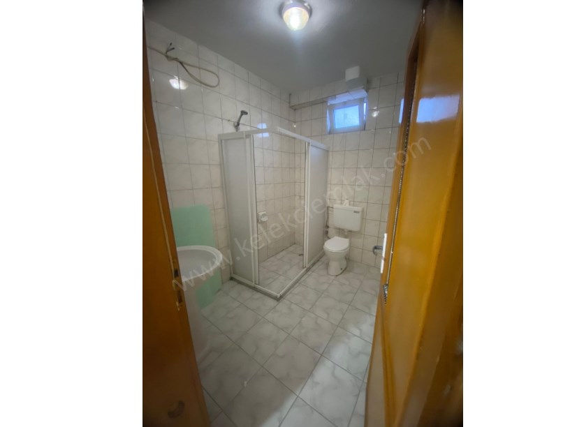 BADEMLİ MAHALLESİ SEYİTGAZİ SOKAKTA 3 KATLI BİNA