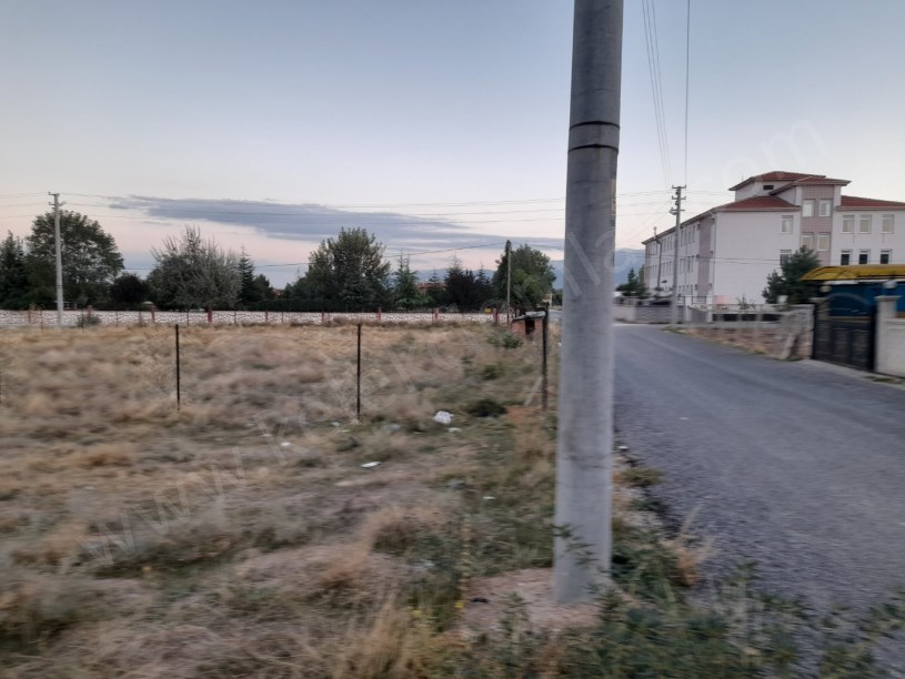 SHELL BENZİNLİK ARKASINDA KAT KARŞILIĞI VEYA SATILIK ARSA