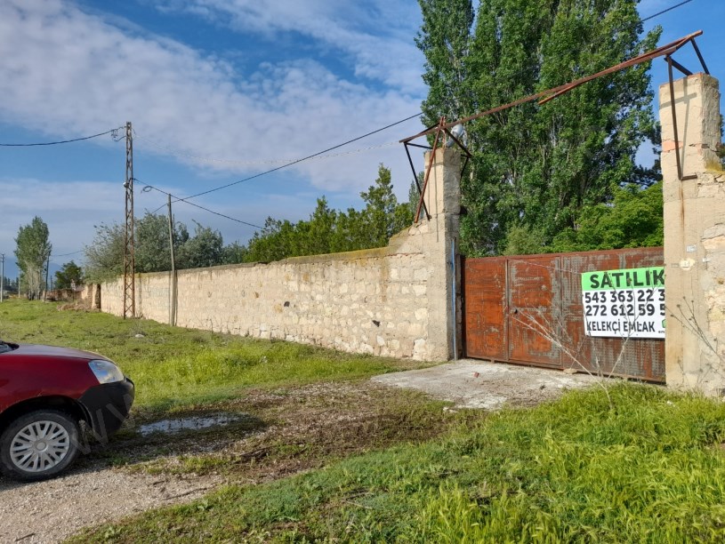 SELÇUKLU MAHALLESİNDE TAVUK ÇİFTLİĞİ