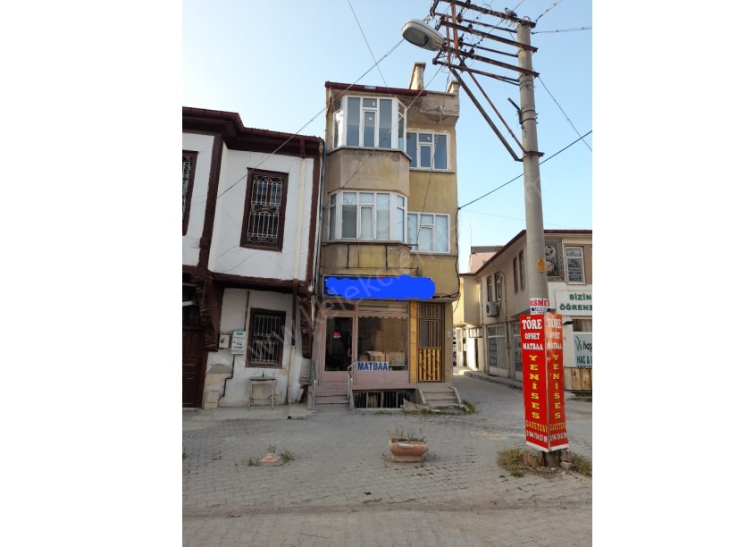 ALACA CAMİİ YANINDA DÜKKAN