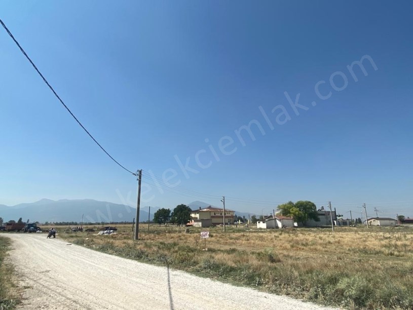 BOLTAŞIN YANINDA DOĞU CEPHELİ ARSA