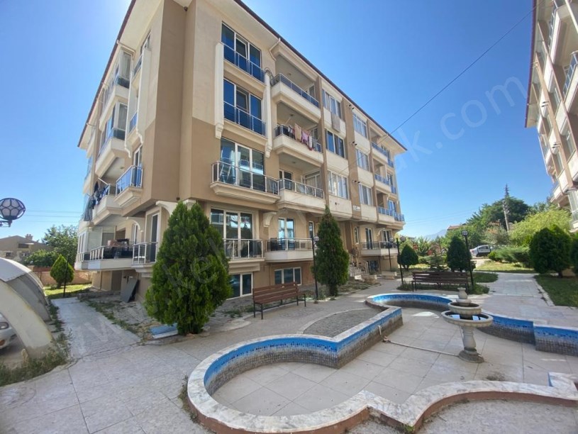ZİŞAN EVLERİ C BLOKTA  1. KATTA 3+1 DAİRE