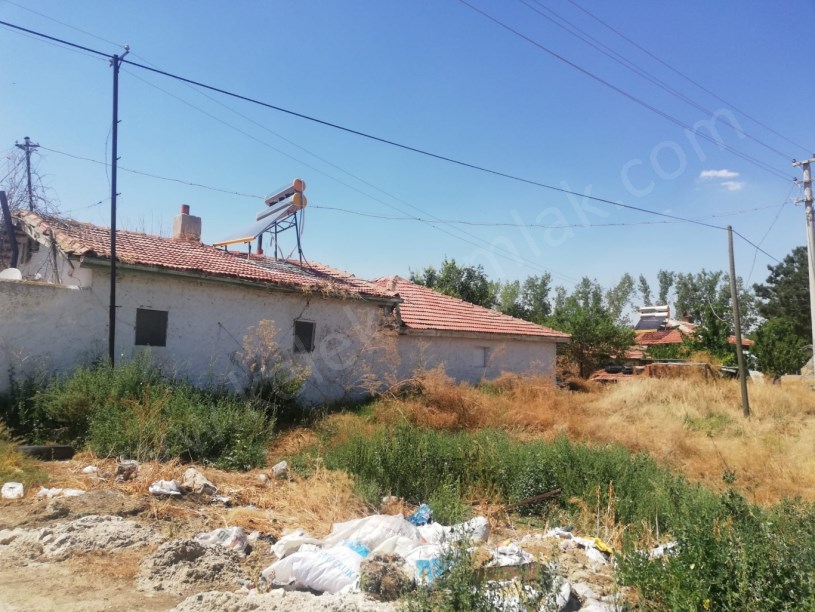 KALINTOPRAKTA(SELÇUKLU) BESİHANE(ÇİFTLİK)