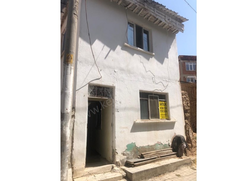 LALA SİNAN PAŞADA 2 KATLI MÜSTAKİL EV