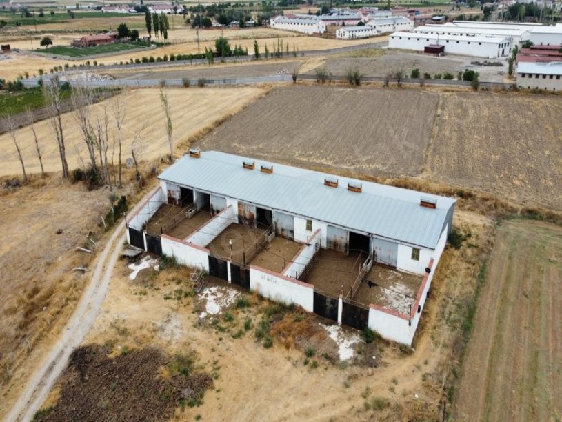 YAKUP ŞEVKİ PAŞA MAHALLESİNDE ÇEVRE YOLUNA CEPHELİ ÇİFTLİK