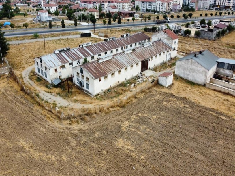 YAKUP ŞEVKİ PAŞA MAHALLESİNDE ÇEVRE YOLUNA CEPHELİ ÇİFTLİK