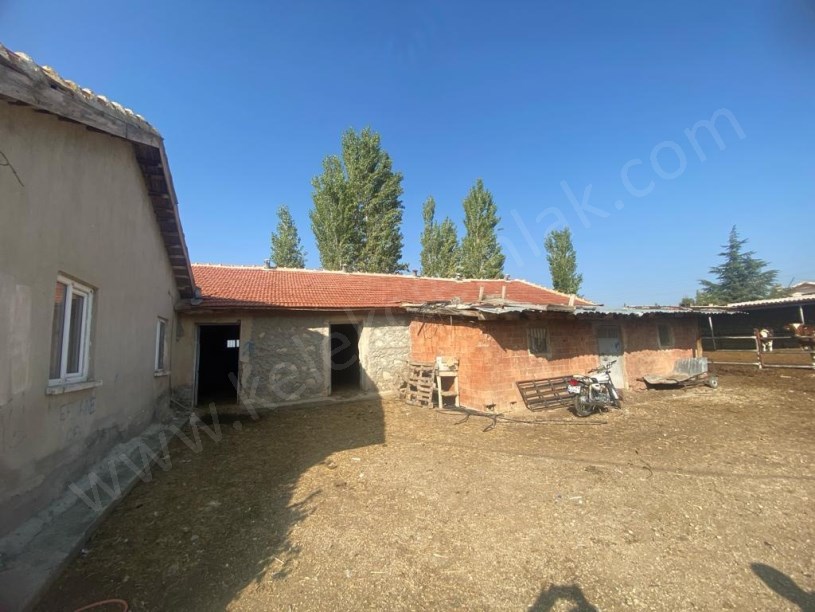 BOLTAŞIN ARKASINDA ÇİFTLİK
