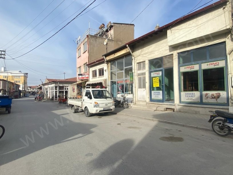 ZAFER CADDESİNDE SATILIK VEYA KİRALIK  DÜKKAN