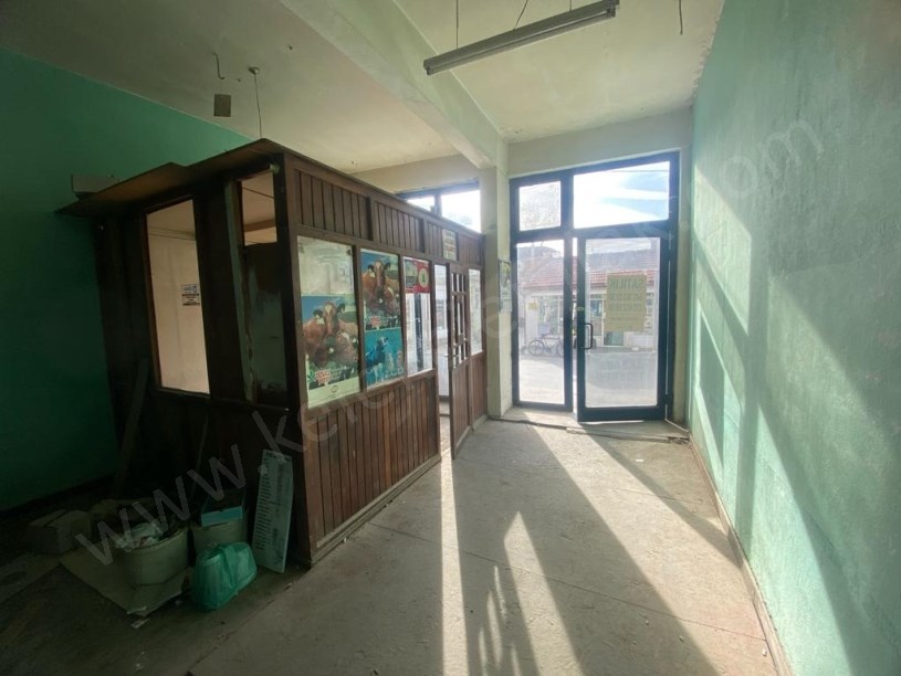 ZAFER CADDESİNDE SATILIK VEYA KİRALIK  DÜKKAN