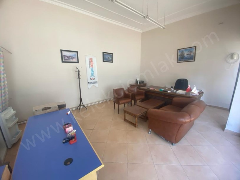 ÇARŞI MERKEZDE SATILIK  DÜKKAN