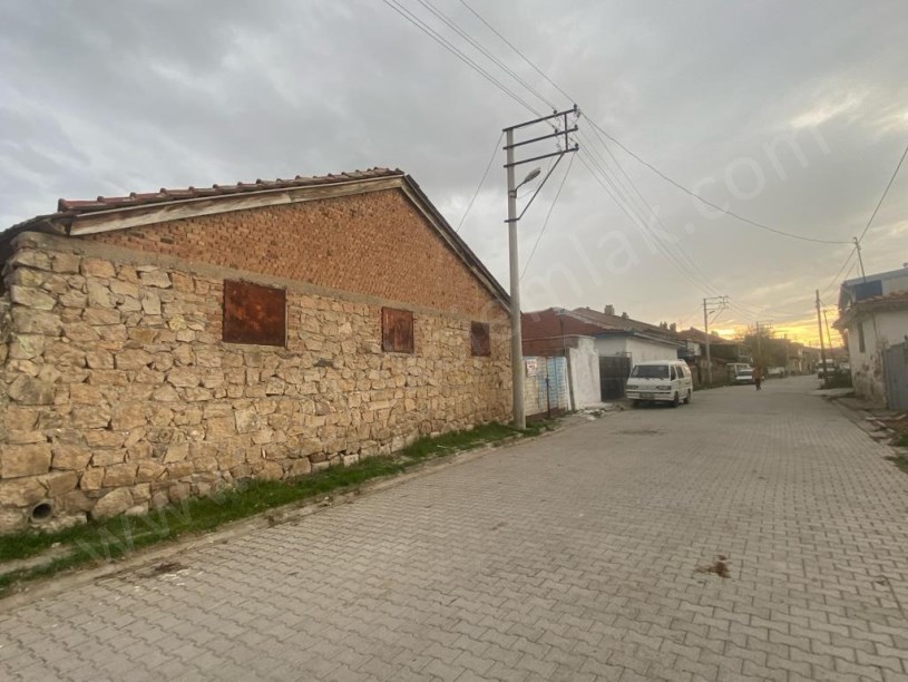 BUCAK MAHALLESİ KASAPLAR SOKAKTA BESİHANE