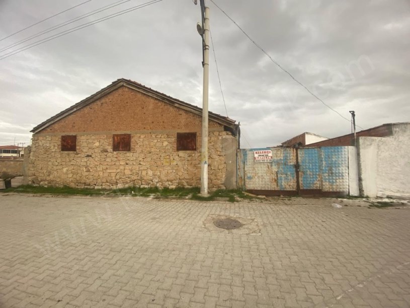 BUCAK MAHALLESİ KASAPLAR SOKAKTA BESİHANE