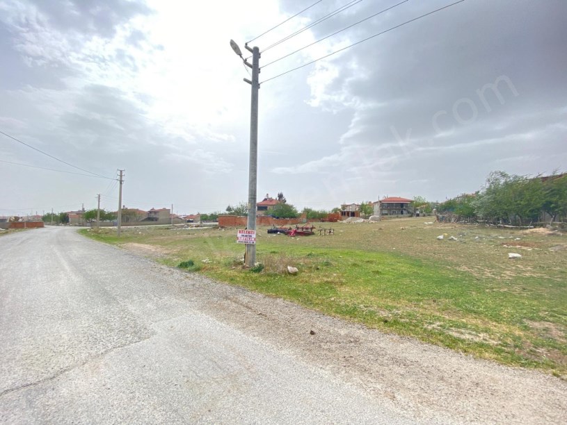TAŞAĞIL MAHALLESİ KURTULUŞ CADDESİNDE DOĞU CEPHELİ ARSA