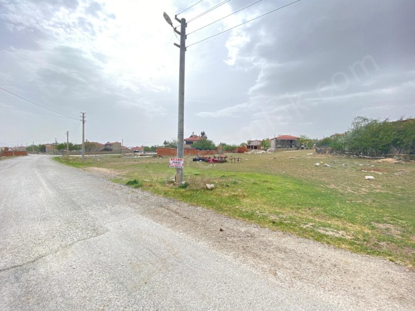 TAŞAĞIL MAHALLESİ KURTULUŞ CADDESİNDE DOĞU CEPHELİ ARSA