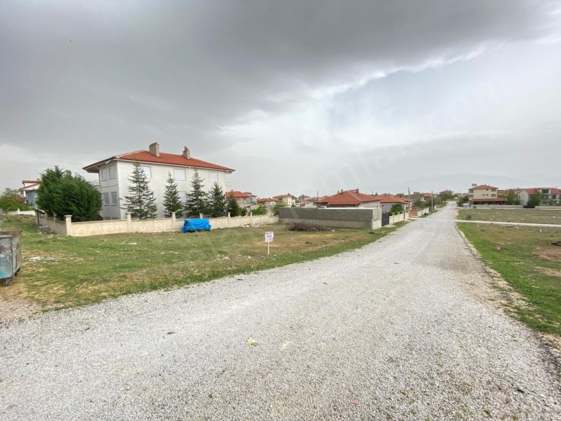 TAŞAĞIL MAHALLESİ MEHTER SOKAKTA KÖŞE BAŞINDA ARSA