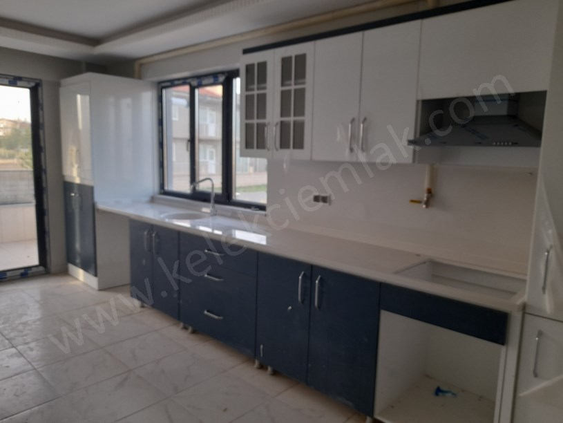 SELÇUKLU MAHALLESİ VİŞNE SOKAKTA  LÜKS VİLLA