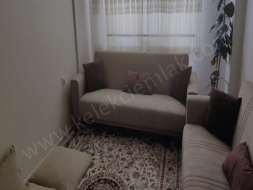 SELÇUKLU MAHALLESİ VİŞNE SOKAKTA SATILIK 2+1