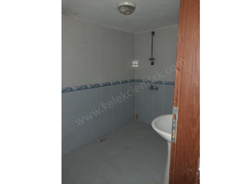 KIRKGÖZ MAHALLESİ İSTASYON CADDESİNDE BAHÇE KATTA 3+1 DAİRE