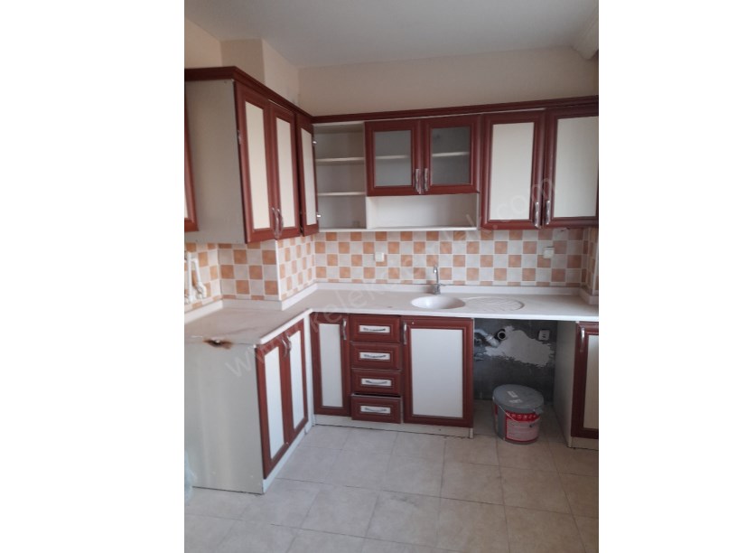 KIRKGÖZ MAHALLESİ İSTASYON CADDESİNDE BAHÇE KATTA 3+1 DAİRE