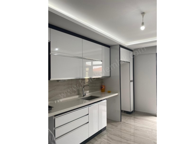 YENİ MAHALLEDE GÜNEY CEPHELİ LÜKS DAİRE