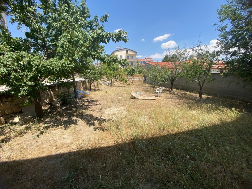 BAĞLARÜSTÜ  LEVENT CADDESİNDE MÜSTAKİL BİNA
