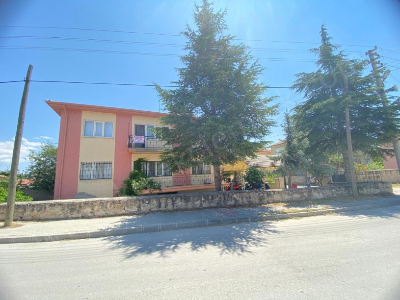 BAĞLARÜSTÜ  LEVENT CADDESİNDE MÜSTAKİL BİNA
