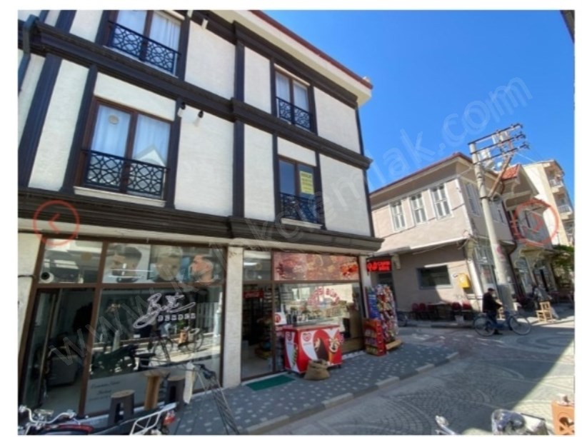 ÇARŞI MERKEZDE DÜKKAN