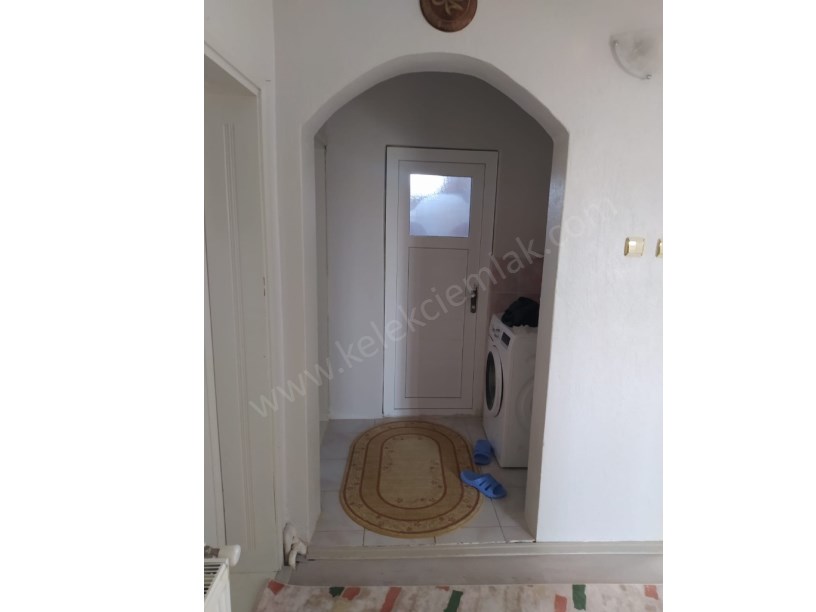 KONAK MAHALLESİ REGAİP CADDESİNDE TEK KATLI MÜSTAKİL EV