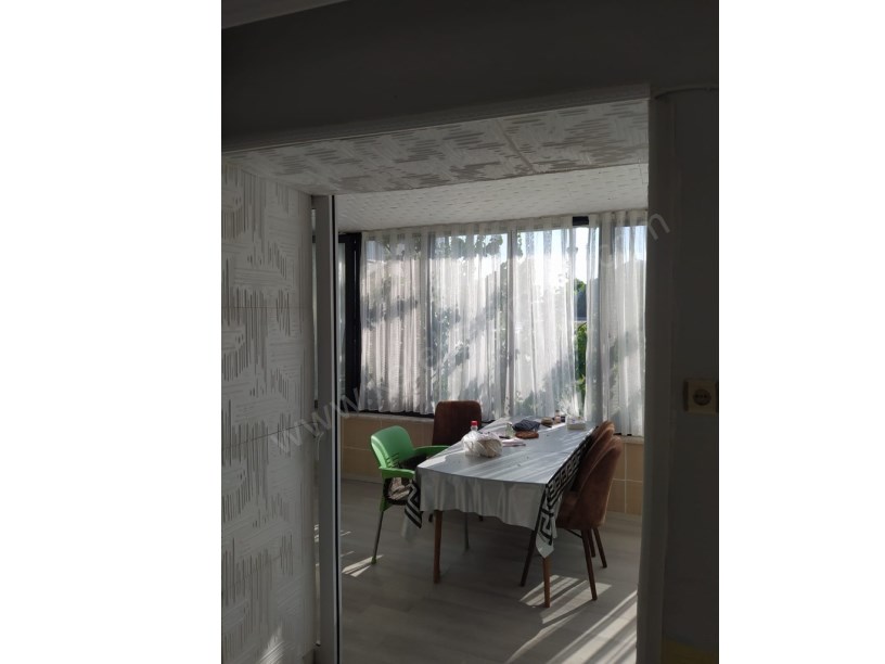 KONAK MAHALLESİ REGAİP CADDESİNDE TEK KATLI MÜSTAKİL EV